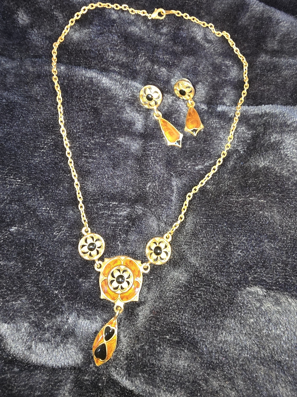 Gold-Tone Orange and Black Floral Pendant Necklace & Earrings Set